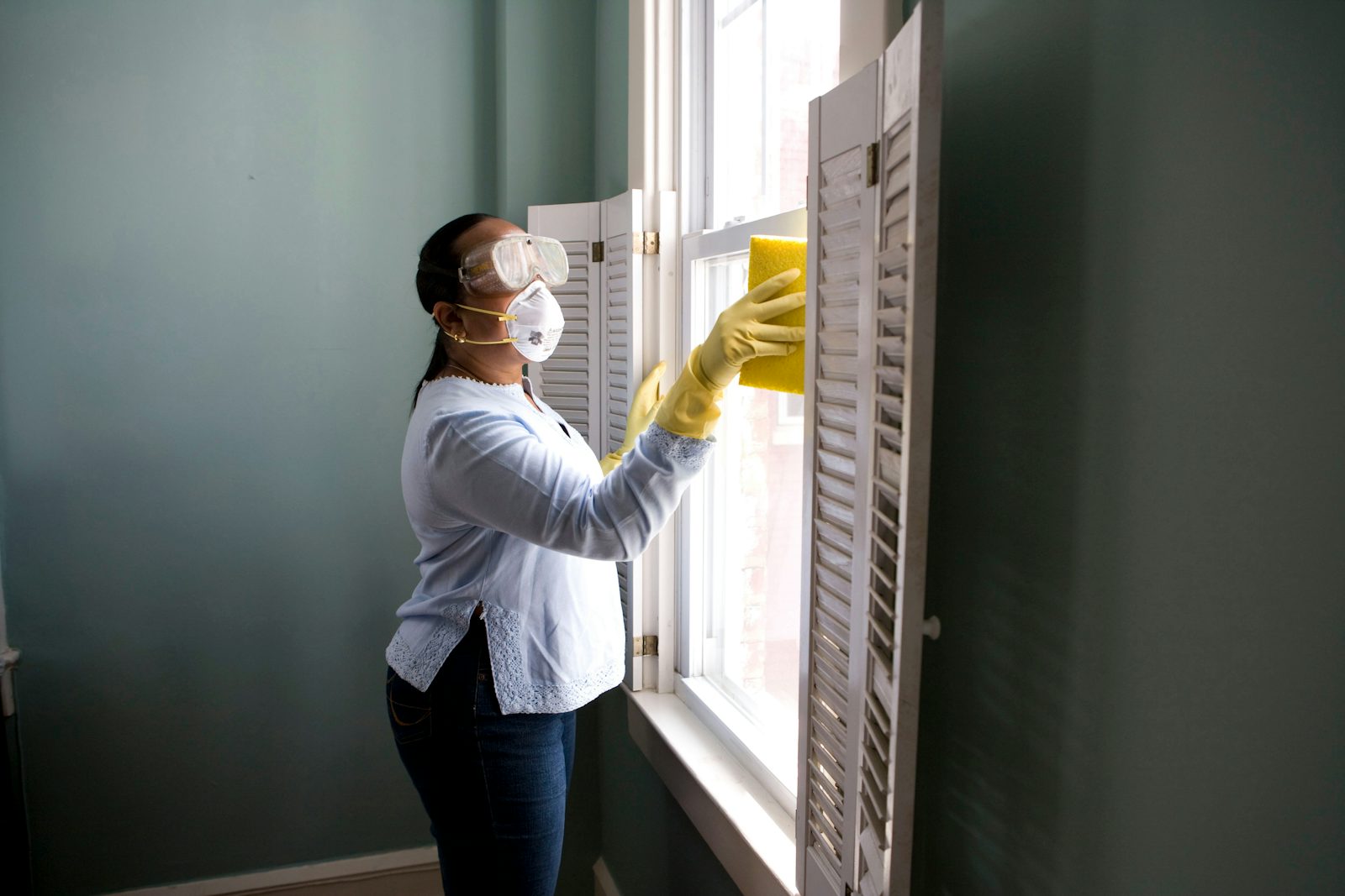 Storefront glass β Roman Window Cleaning